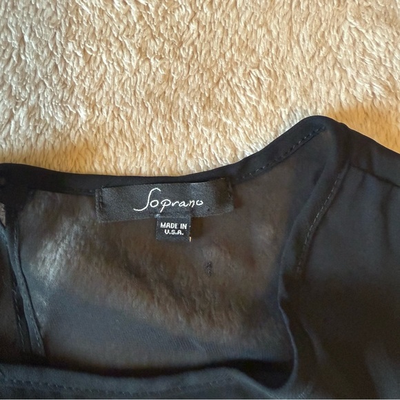 Soprano Black Lace Sleeveless Top - Picture 9 of 11